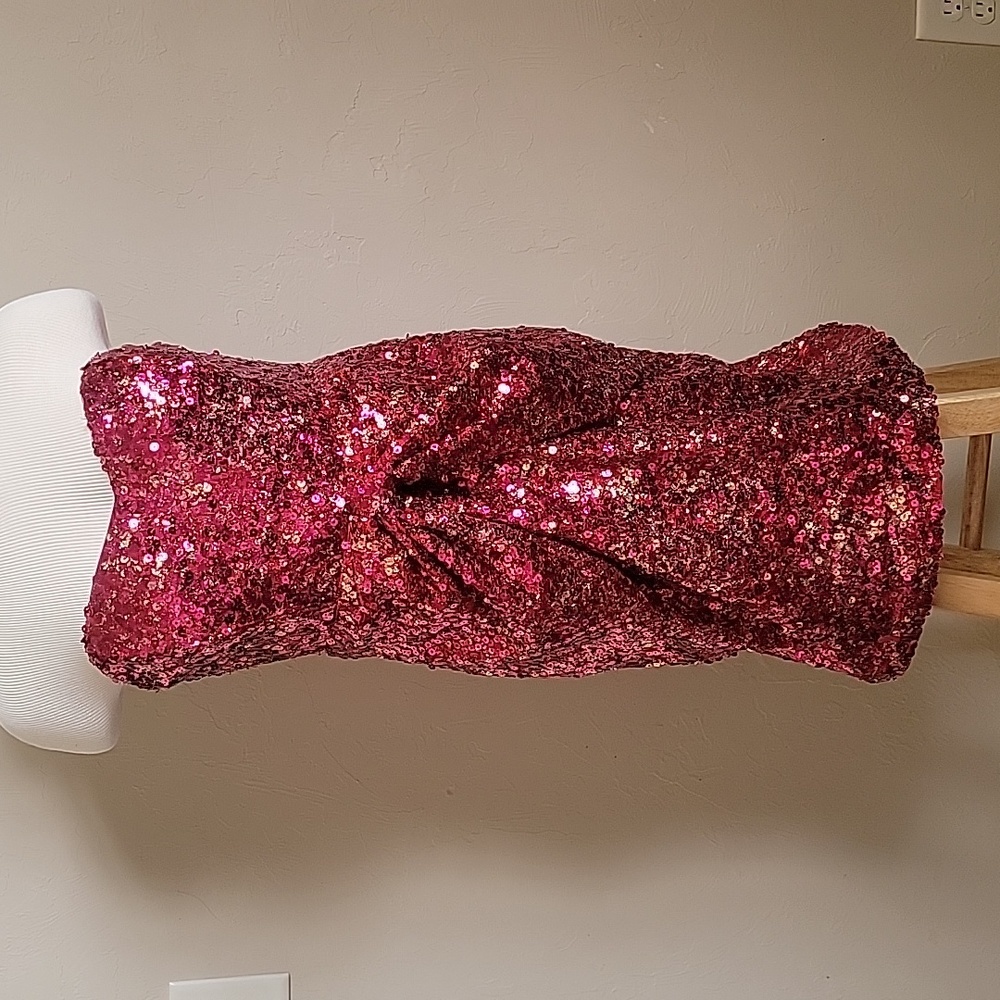 Badgley Mischka Hot pink sequins dress